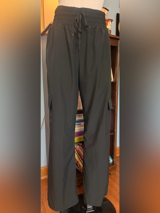 Luna Peak Pants - Women's Black Straight-Leg Cargo Pants Sz L